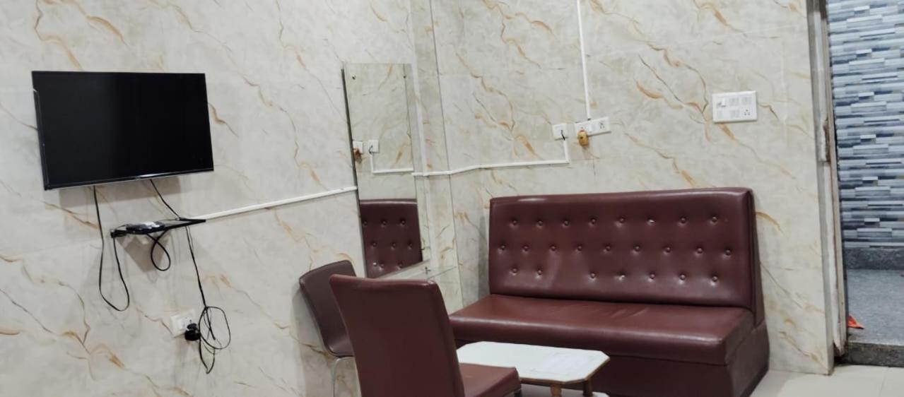 Hotel Shri Sai International, Sitamarhi Dumra Exteriör bild