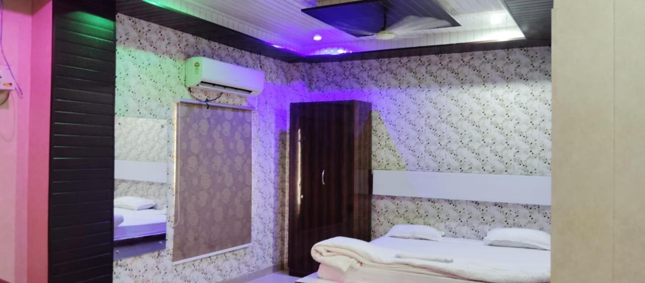 Hotel Shri Sai International, Sitamarhi Dumra Exteriör bild